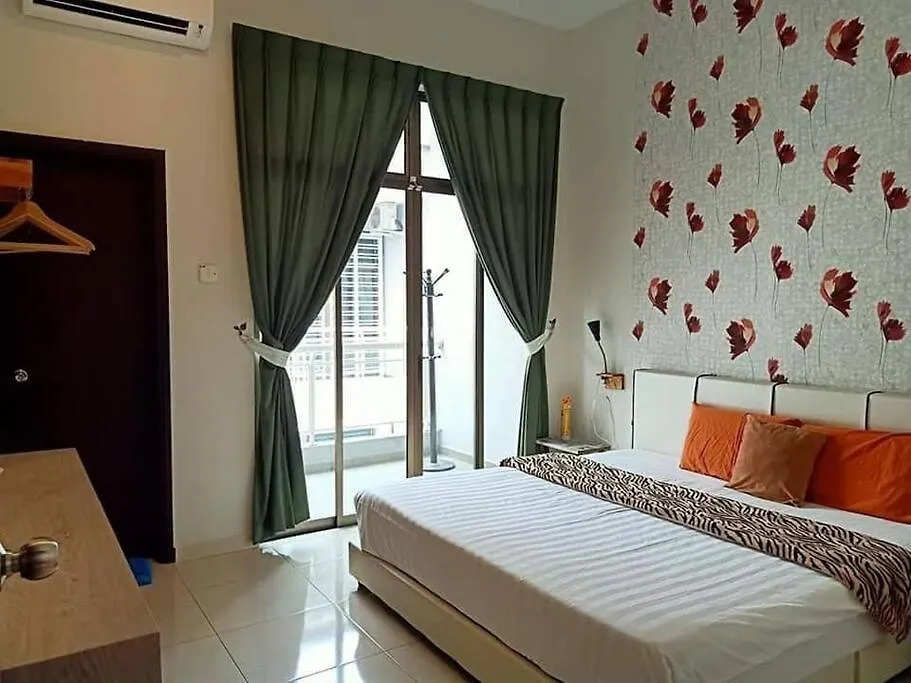 Wood Theme Home / Town Centre / 18Pax Malacca Malajzia